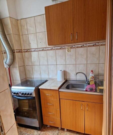 Pantelimon, Armenesc, Lidl, bl 1980, et 1